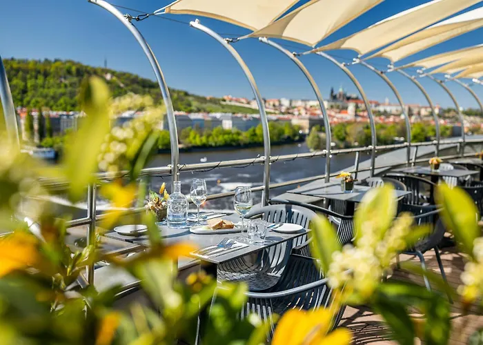 Dancing House - Tancici Dum Hotel